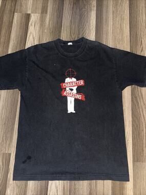Vintage Y2K Character Assassin T-Shirt Black Large 21x28